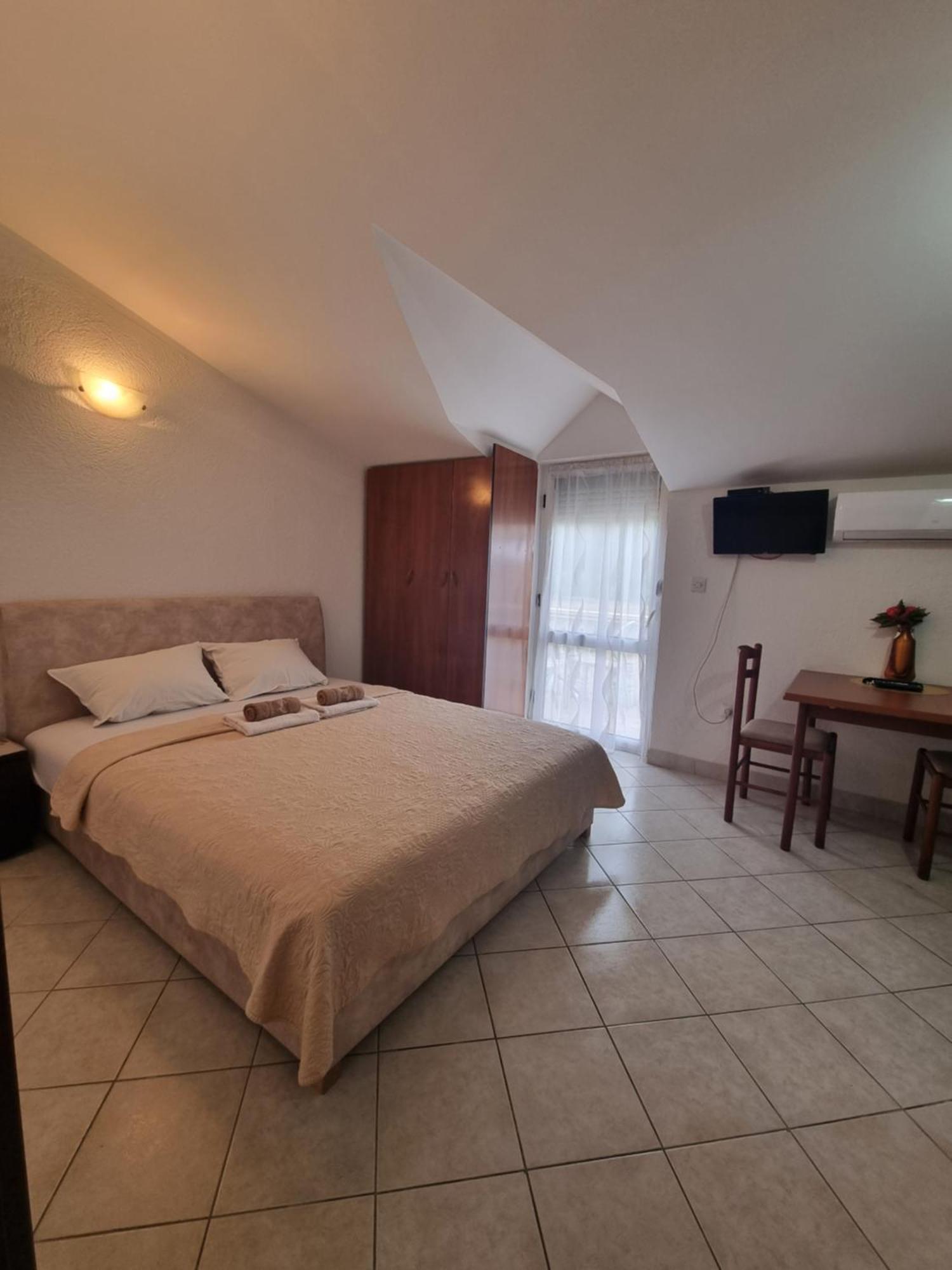 Apartmani Mihailovic Budva Zimmer foto